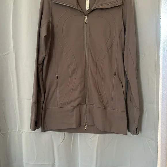 Lululemon Athletica Brown Utility Jacket Minimalist Design - Picture 3 of 10
